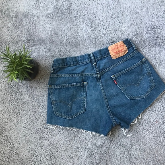 Levi's Pants - ✨BOGO✨ VTG Levi's 550 Mom Cut Off High Waisted